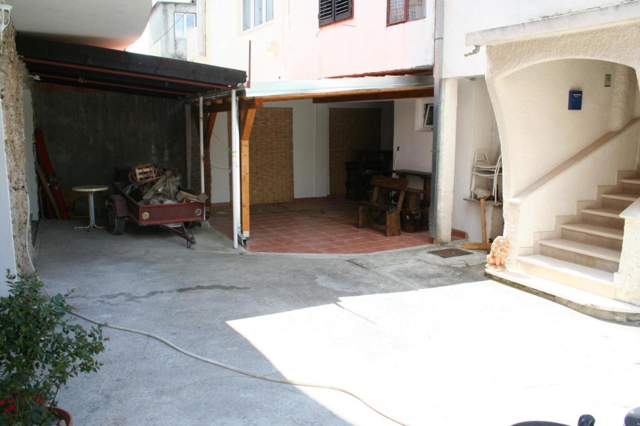 Apartments By The Sea Promajna, Makarska - 2673 Exterior photo